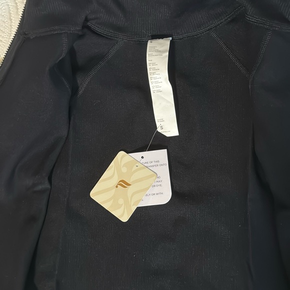 NWT Fabletics jacket - Picture 4 of 5